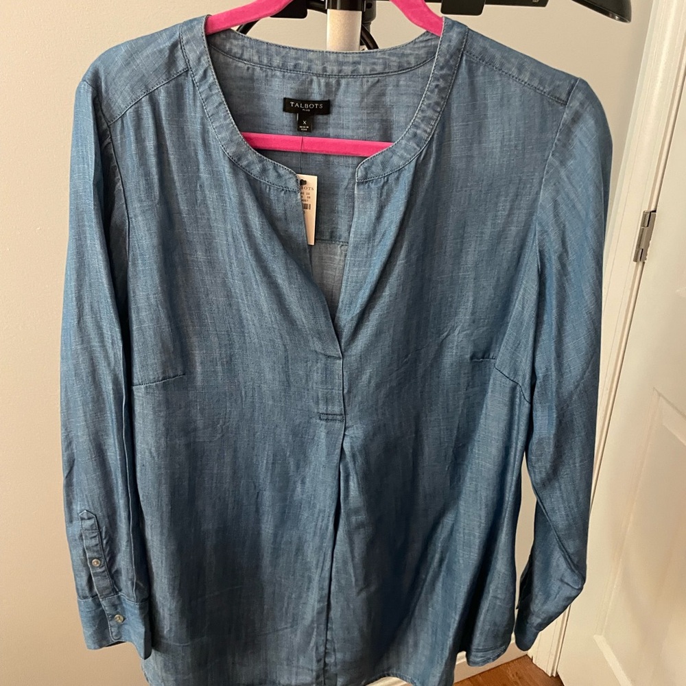 Talbots Blue Buttoned Long Sleeve Blouse